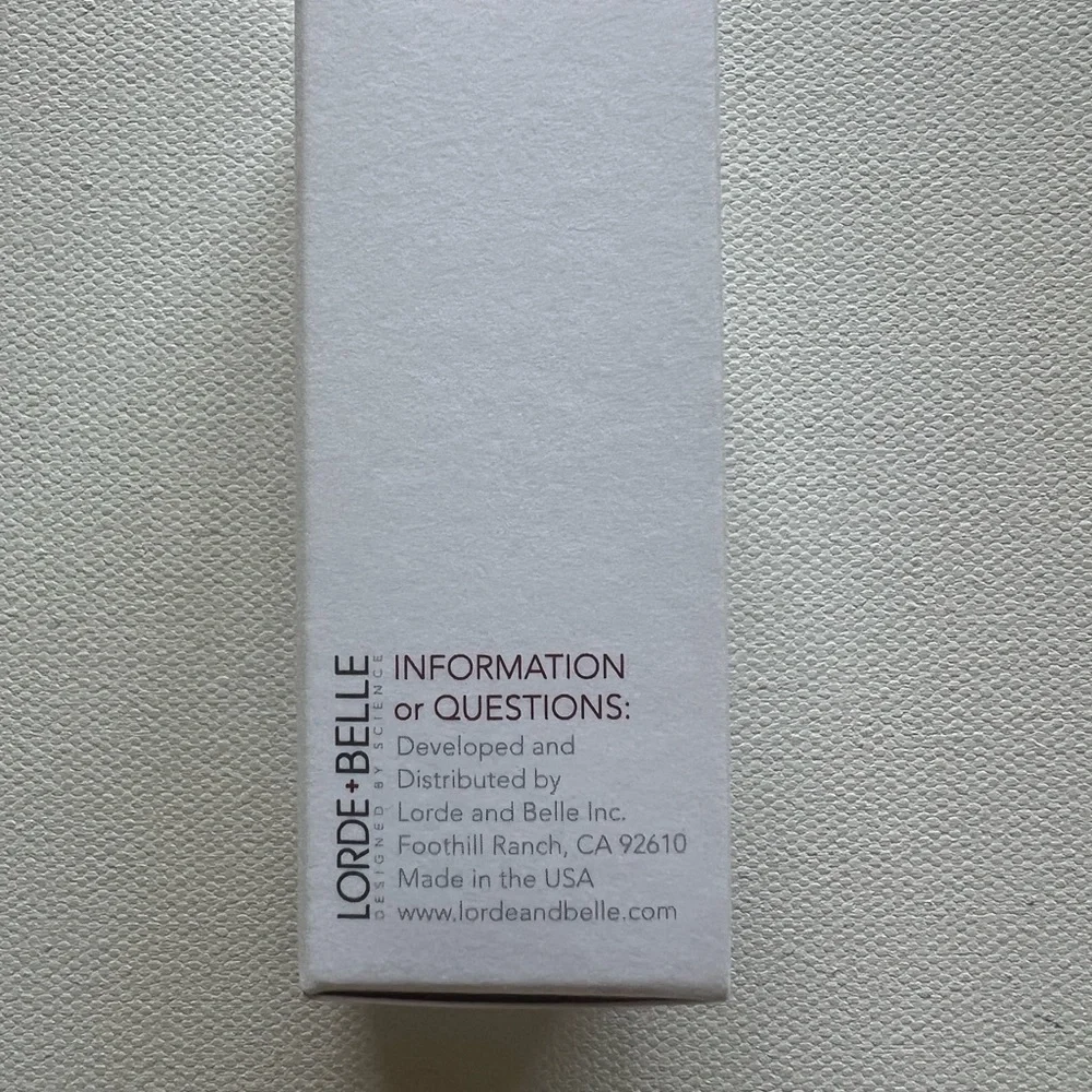 New Never Opened Lorde + Belle Redness Relief Booster (E3)